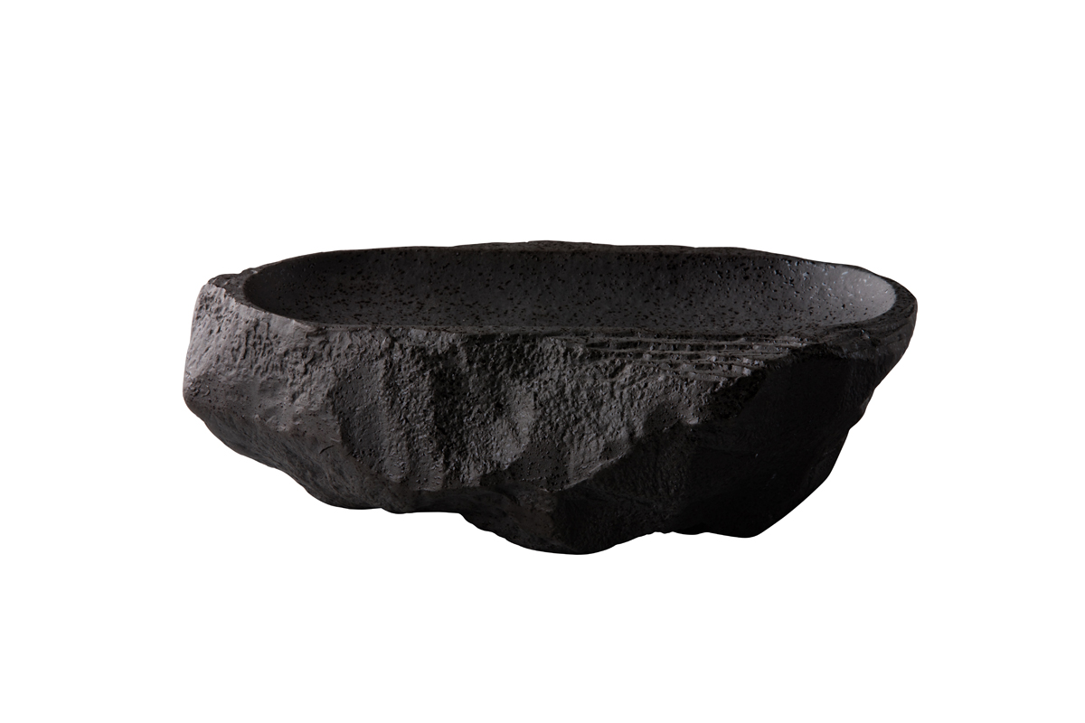 Oval flat stone 23 x15 x 6.5 cm